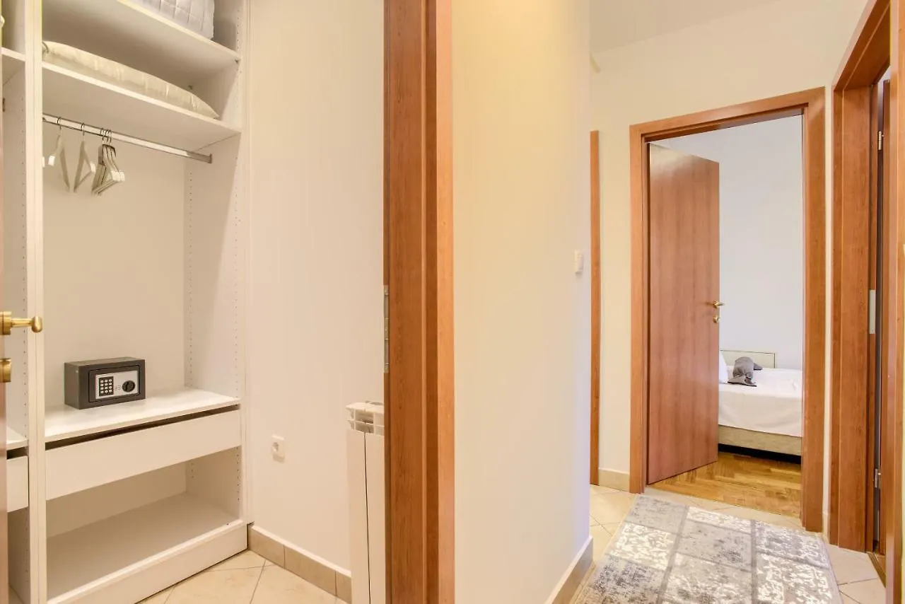 Apartment San Rocco Center