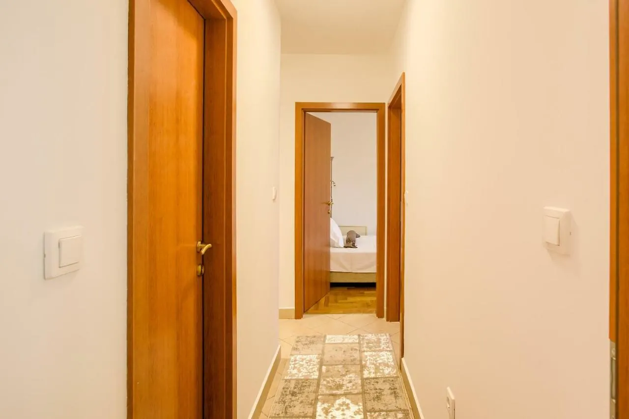 Apartment San Rocco Center Pula 0*,  Chorvatsko