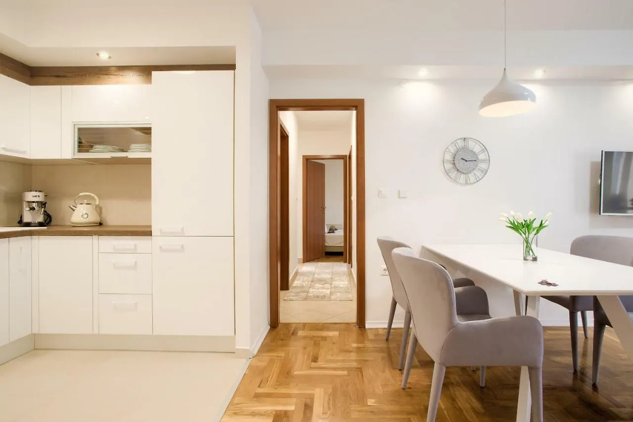 Apartment San Rocco Center