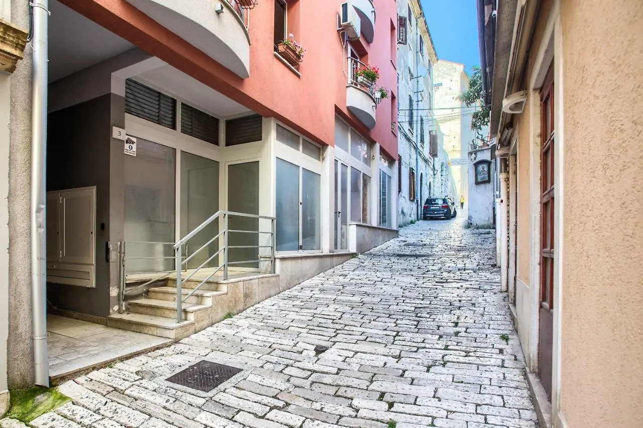 Apartment San Rocco Center 0*, Pula